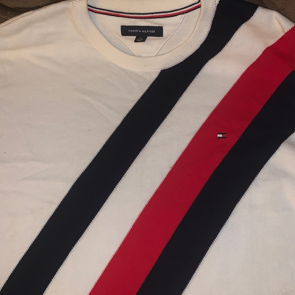 Tommy Hilfiger sweater